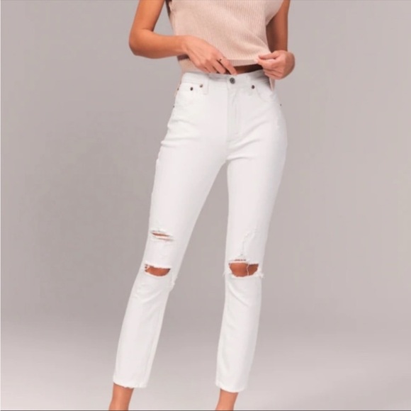 Abercrombie High Rise Mom Jeans White Distressed Size 25 Regular Length - Picture 1 of 5